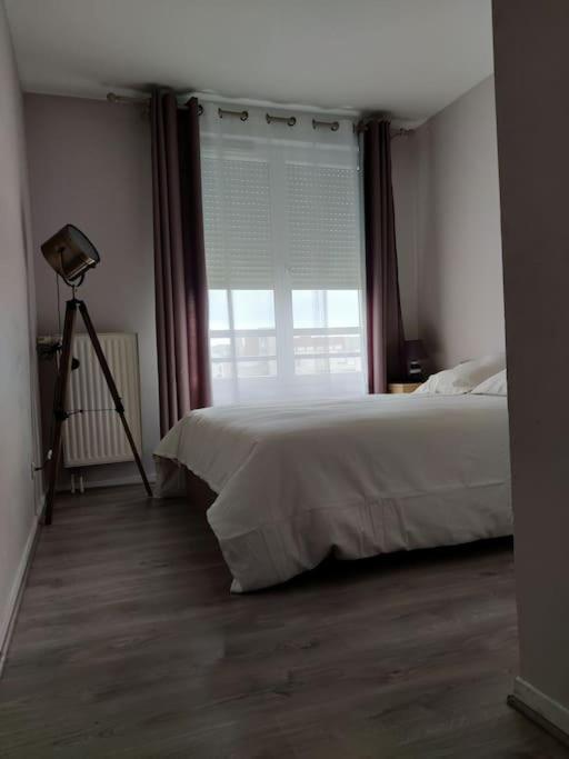 Ferienwohnung App 5 Pers, Parking, 3Mn Rer A, 40 Mn Du Centre De Paris, Cergy Le Haut Exterior foto
