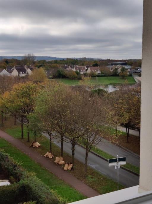 Ferienwohnung App 5 Pers, Parking, 3Mn Rer A, 40 Mn Du Centre De Paris, Cergy Le Haut Exterior foto
