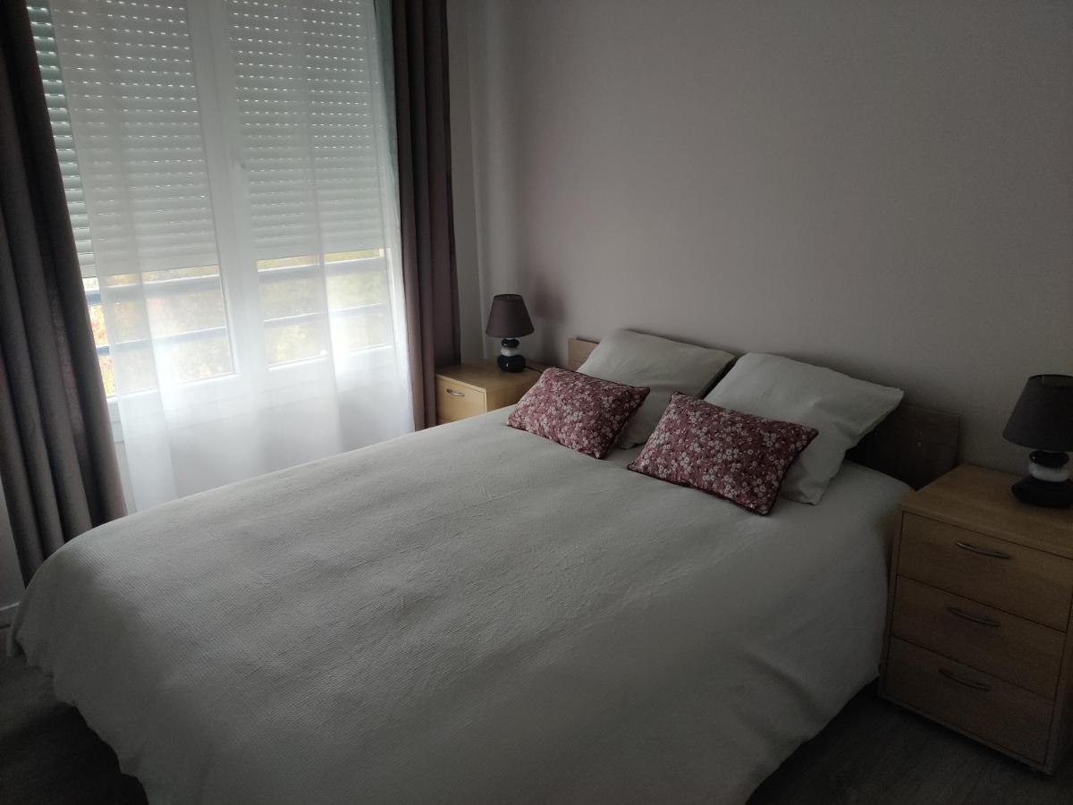 Ferienwohnung App 5 Pers, Parking, 3Mn Rer A, 40 Mn Du Centre De Paris, Cergy Le Haut Exterior foto